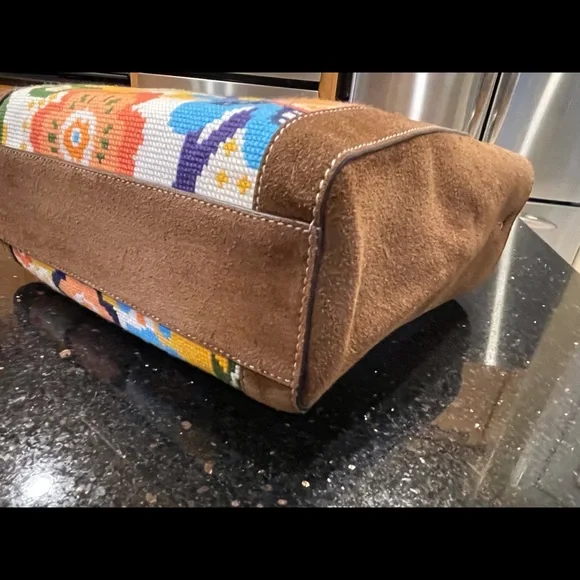 TORY BURCH COLORFUL NEEDLEPOINT & BROWN SUEDE BERMUDA HANDBAG DETACHABLE STRAP - Picture 12 of 16